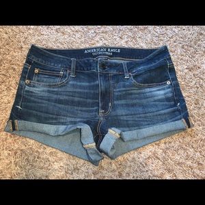 Super stretch shortie shorts